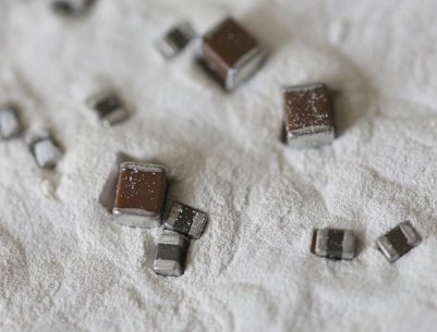 ɲϣMLCCý|(zh)P(gun)Ig(sh)(xing)Ŀ@ЇI(y)(jing)