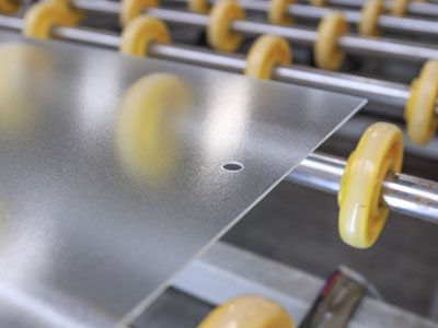 ͶY2.4|ԪD50fĿMչ