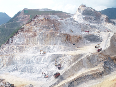 R̼}a(chn)I(y)l(f)չM(jn)lݰҊ(jin)壬ʽ_̼}l(f)չλ