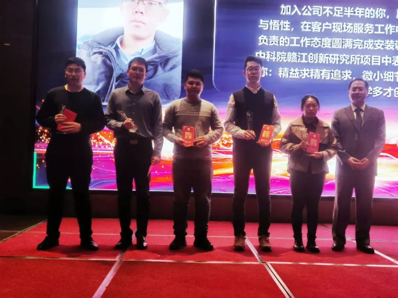 091122_195104_gsdt.jpg 091122_195104_gsdt.jpg