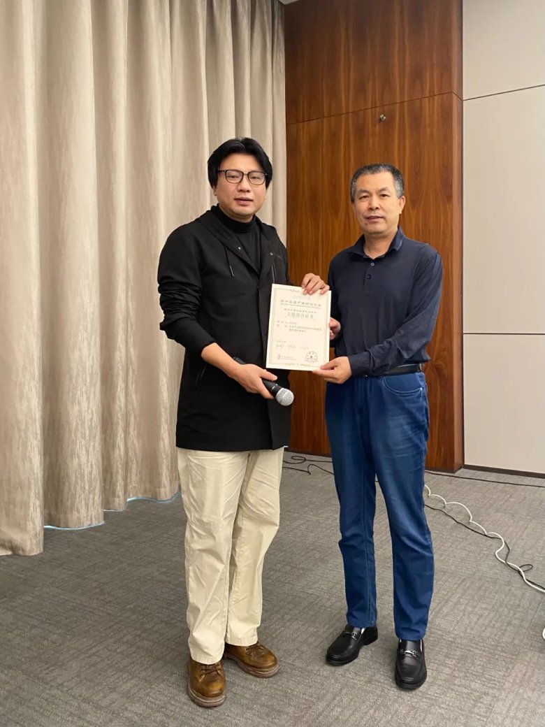 105739_313112_gsdt.jpg 105739_313112_gsdt.jpg