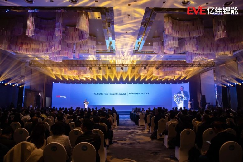 114605_096566_gsdt.jpg 114605_096566_gsdt.jpg