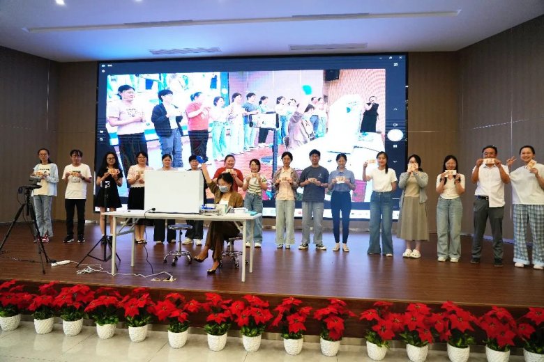 143638_599347_gsdt.jpg 143638_599347_gsdt.jpg